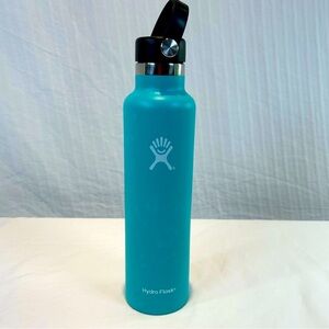 Hydroflask 24 oz Standard Mouth w/Flex Cap in Mint Teal Water Bottle